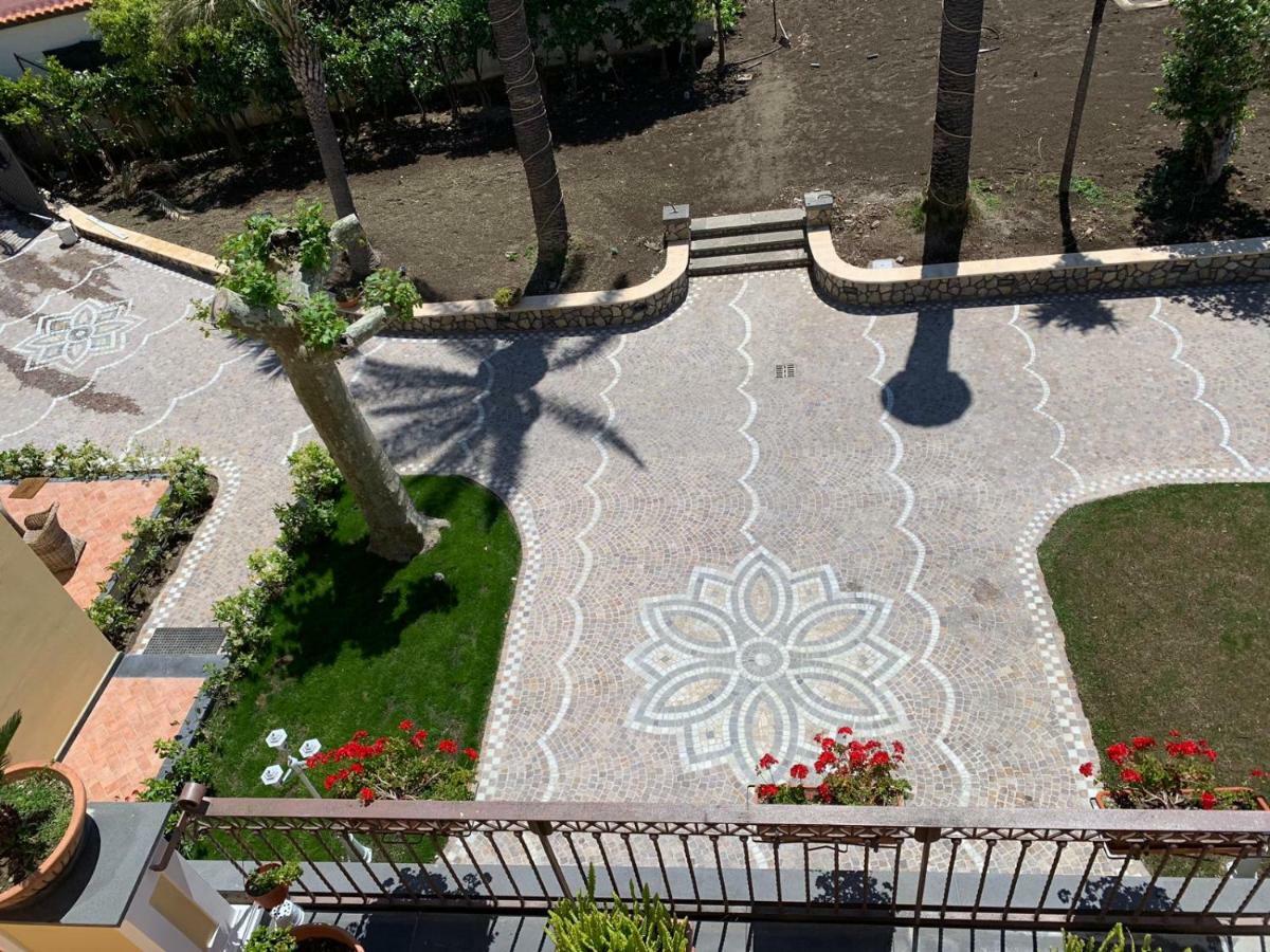 Villa Lucia Terrazza Panoramica Castellammare di Stabia Exterior foto